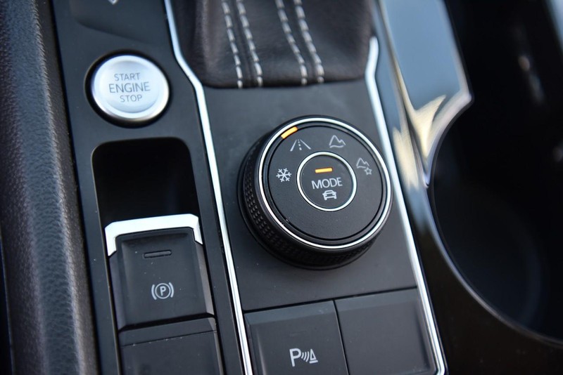 Volkswagen Atlas Vehicle Image 18