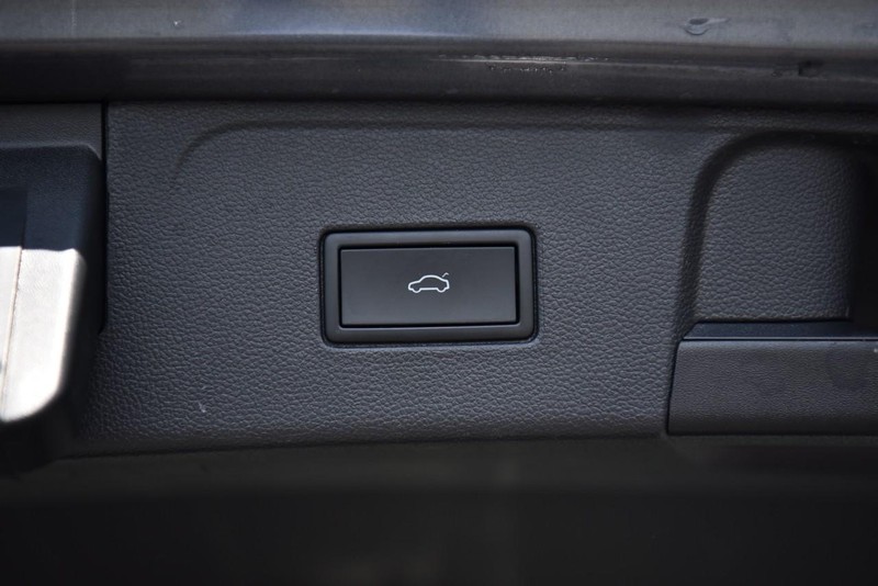 Volkswagen Atlas Vehicle Image 28