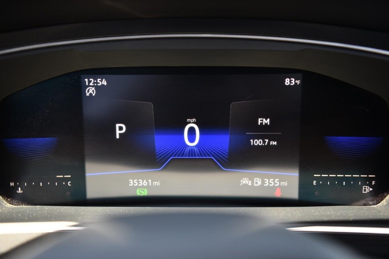 Volkswagen Tiguan Vehicle Image 12