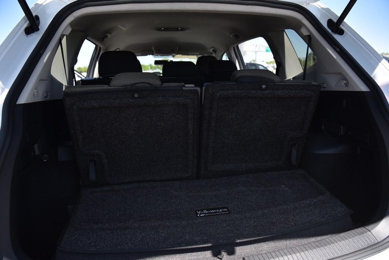 Volkswagen Tiguan Vehicle Image 25