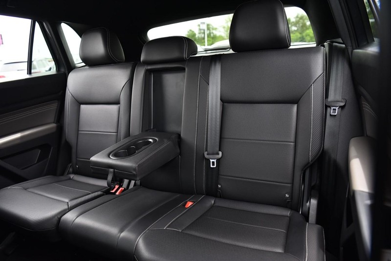 Volkswagen Atlas Cross Sport Vehicle Image 22