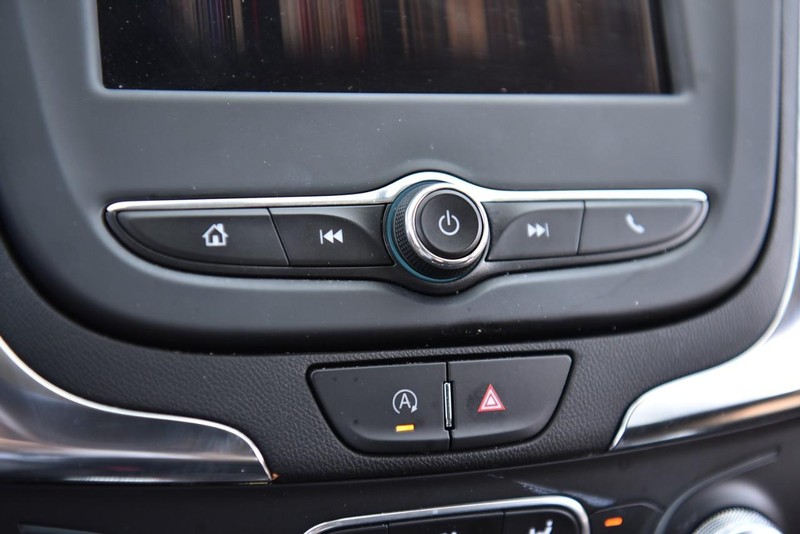 Chevrolet Equinox Vehicle Image 14