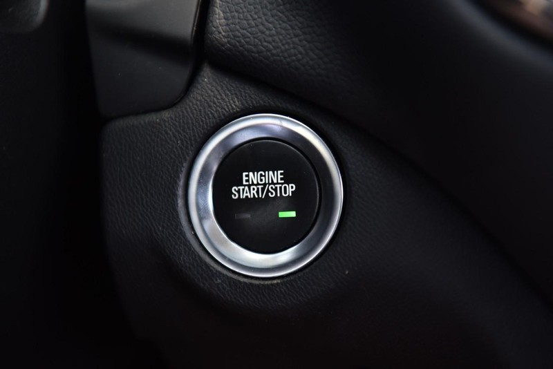 Chevrolet Equinox Vehicle Image 18