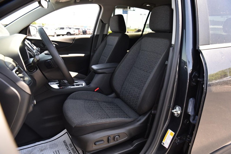 Chevrolet Equinox Vehicle Image 20