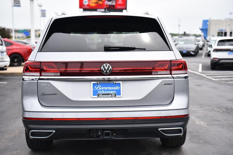 Volkswagen Atlas Vehicle Image 06