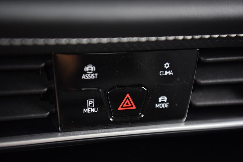Volkswagen Atlas Vehicle Image 16