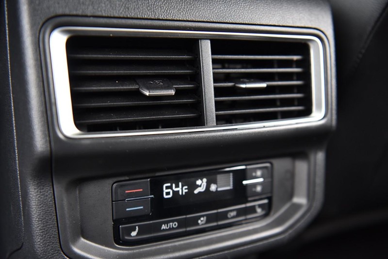 Volkswagen Atlas Vehicle Image 24