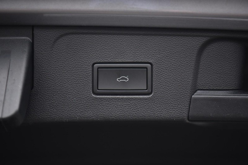 Volkswagen Atlas Vehicle Image 28