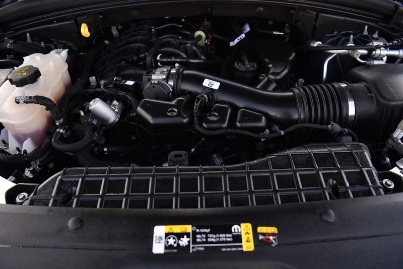 Jeep Grand Cherokee L Vehicle Image 30