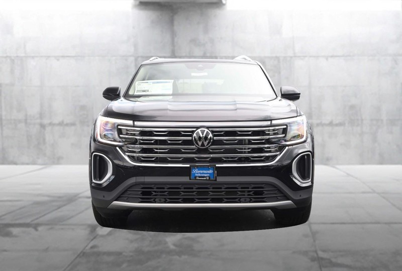 Volkswagen Atlas Vehicle Image 04