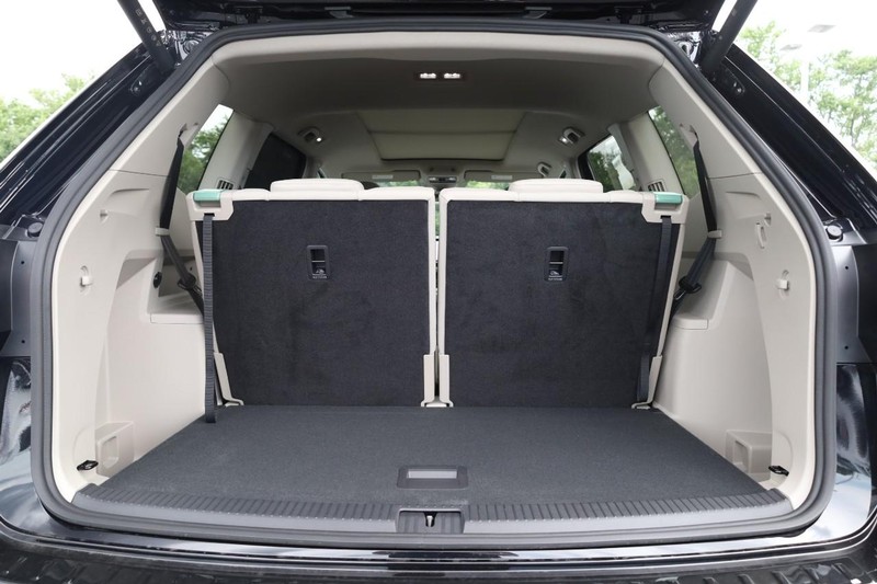 Volkswagen Atlas Vehicle Image 07