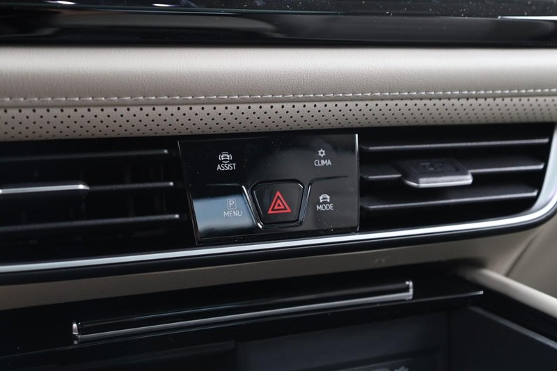 Volkswagen Atlas Vehicle Image 19