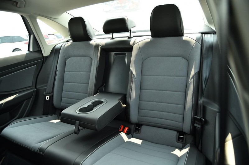 Volkswagen Jetta Vehicle Image 23