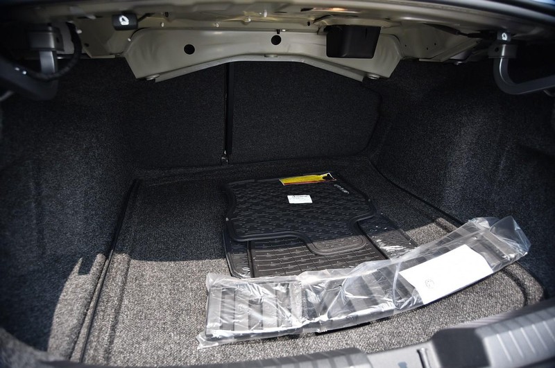 Volkswagen Jetta Vehicle Image 24