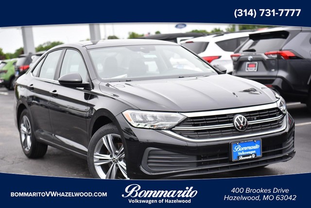 2024 Volkswagen Jetta SE at Frazier Automotive in Hazelwood MO