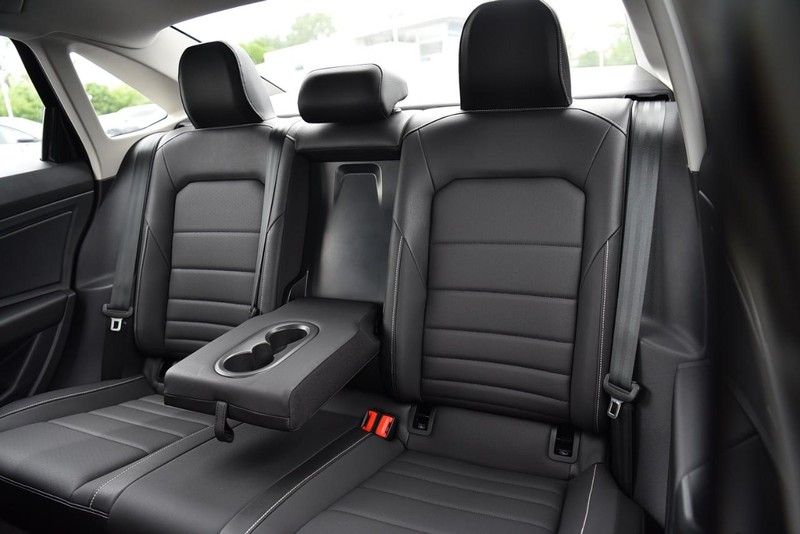 Volkswagen Jetta Vehicle Image 24