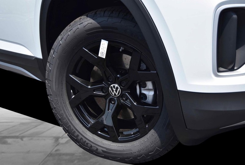 Volkswagen Atlas Vehicle Image 03