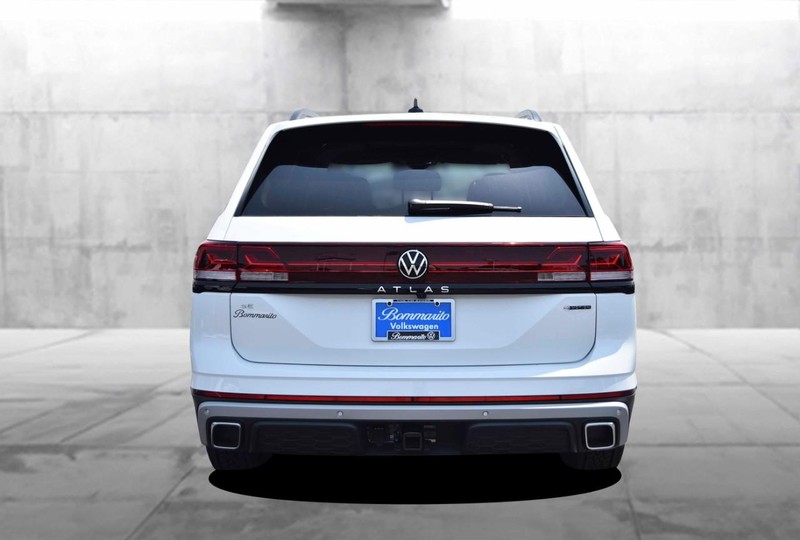 Volkswagen Atlas Vehicle Image 06