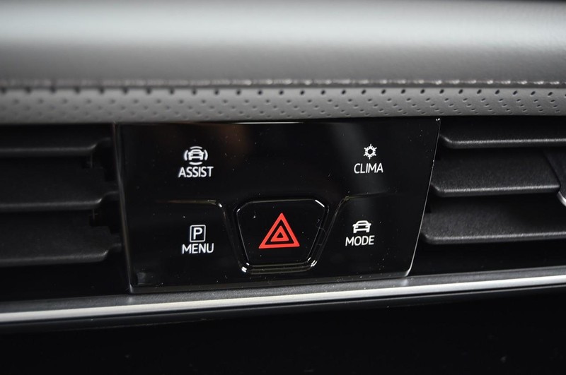 Volkswagen Atlas Vehicle Image 15