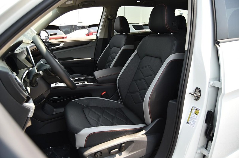 Volkswagen Atlas Vehicle Image 19