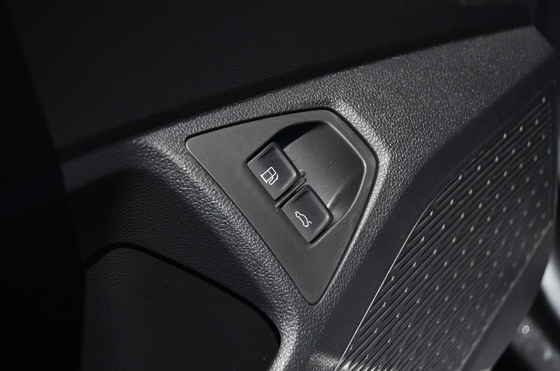 Volkswagen Jetta Vehicle Image 10