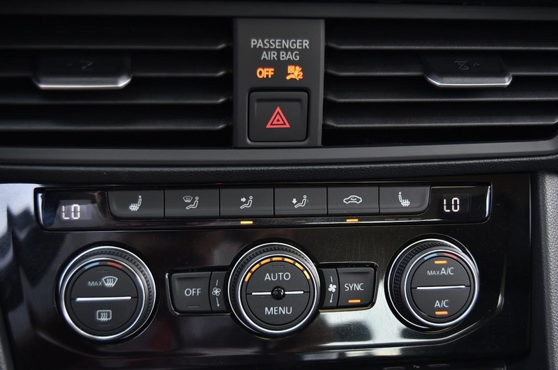 Volkswagen Jetta Vehicle Image 16