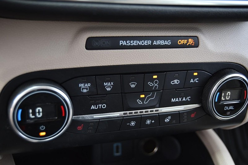 Ford Escape Vehicle Image 17