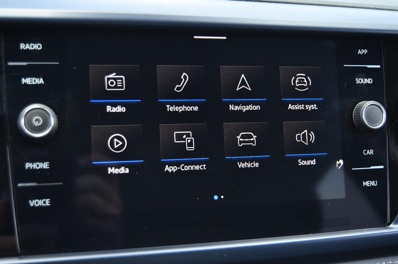Volkswagen Taos Vehicle Image 14