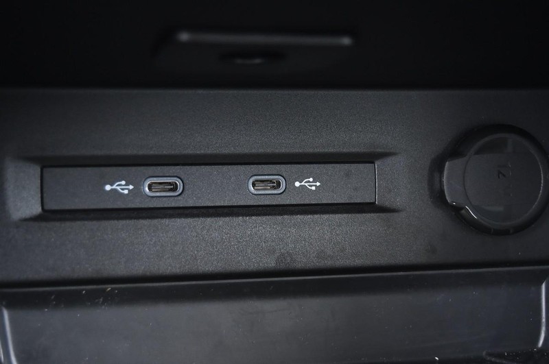 Volkswagen Taos Vehicle Image 16