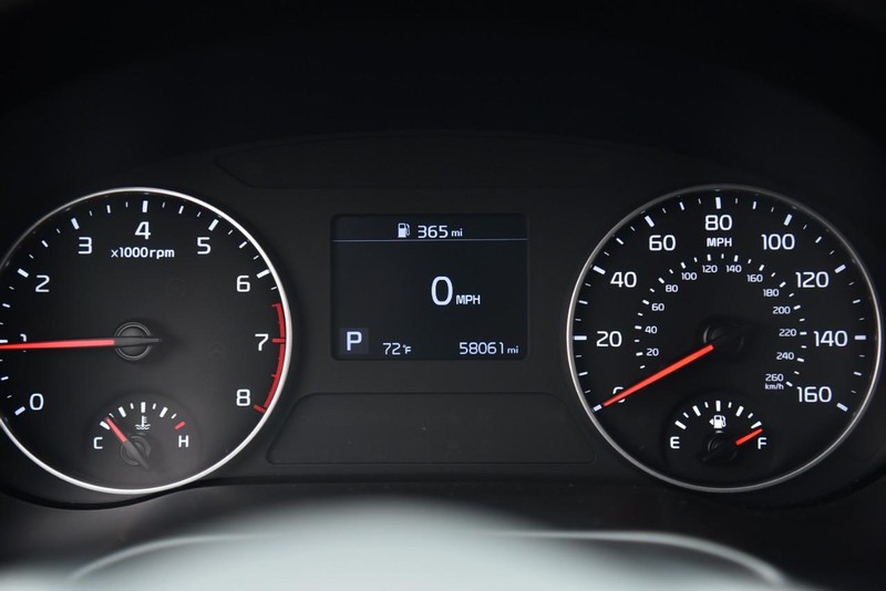 Kia Seltos Vehicle Image 11