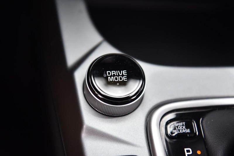 Kia Seltos Vehicle Image 16