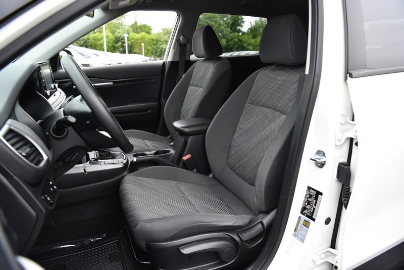 Kia Seltos Vehicle Image 19
