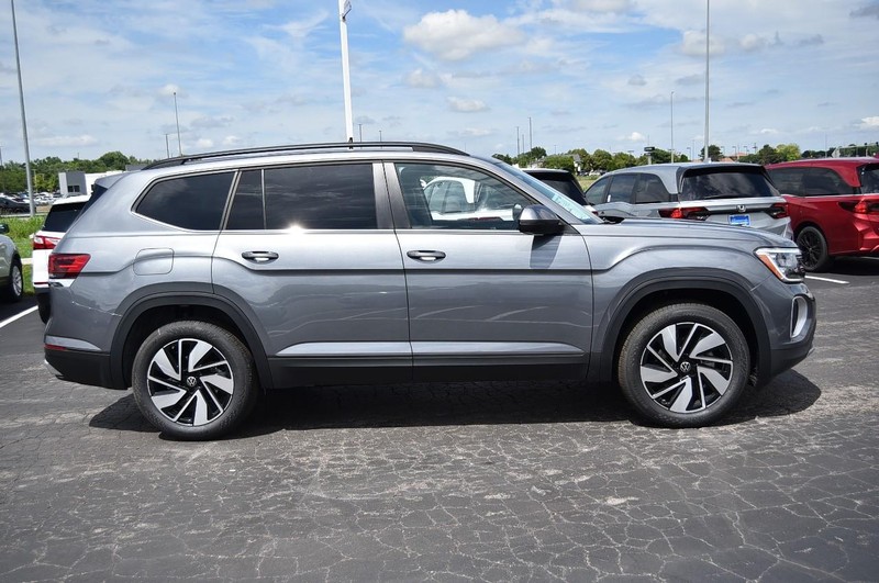 Volkswagen Atlas Vehicle Image 05