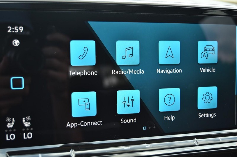 Volkswagen Atlas Vehicle Image 14