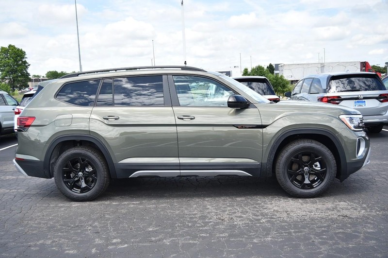 Volkswagen Atlas Vehicle Image 05