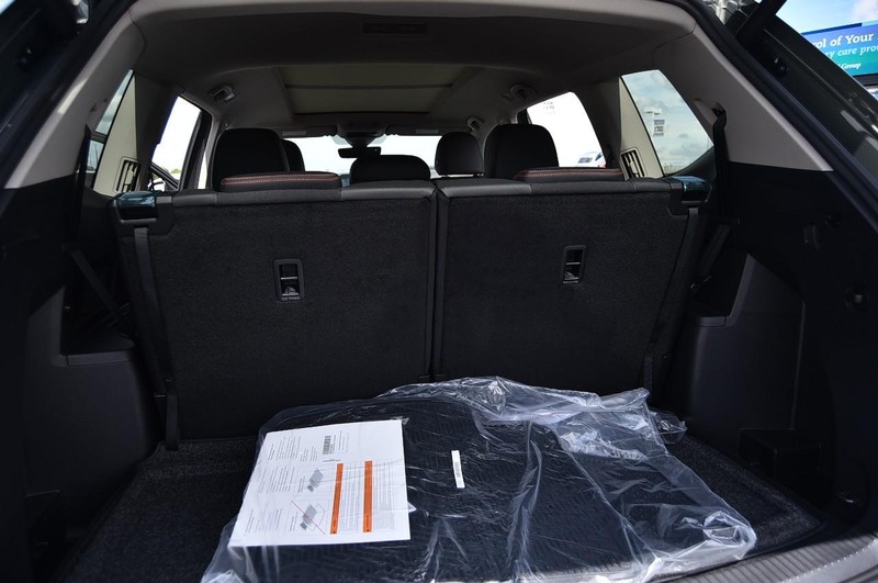 Volkswagen Atlas Vehicle Image 25