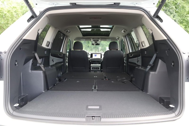 Volkswagen Atlas Vehicle Image 09