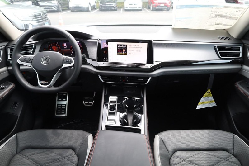 Volkswagen Atlas Vehicle Image 27