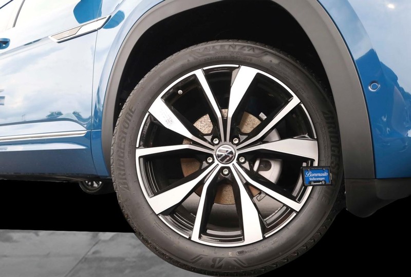 Volkswagen Atlas Vehicle Image 03
