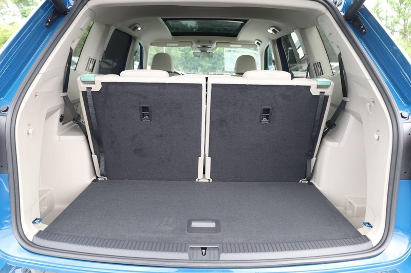 Volkswagen Atlas Vehicle Image 07