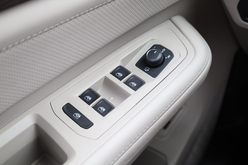 Volkswagen Atlas Vehicle Image 24