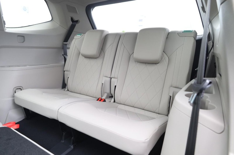 Volkswagen Atlas Vehicle Image 32