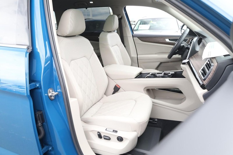 Volkswagen Atlas Vehicle Image 33