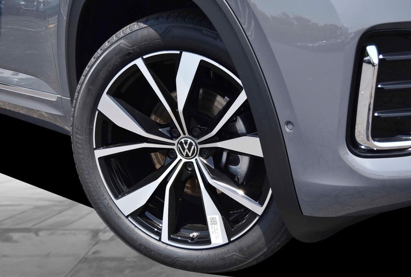 Volkswagen Atlas Vehicle Image 03