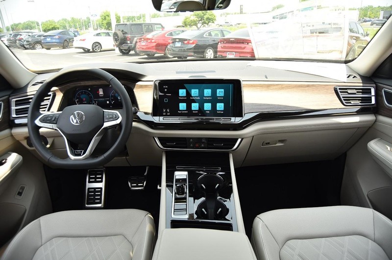 Volkswagen Atlas Vehicle Image 07