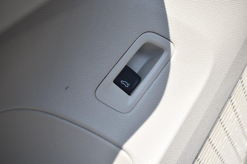 Volkswagen Atlas Vehicle Image 09
