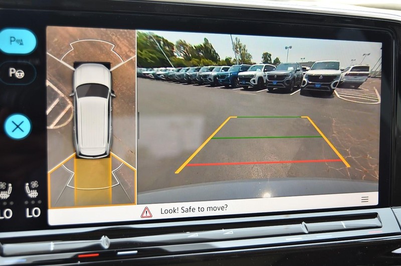 Volkswagen Atlas Vehicle Image 13