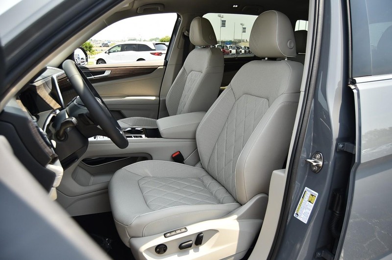 Volkswagen Atlas Vehicle Image 19