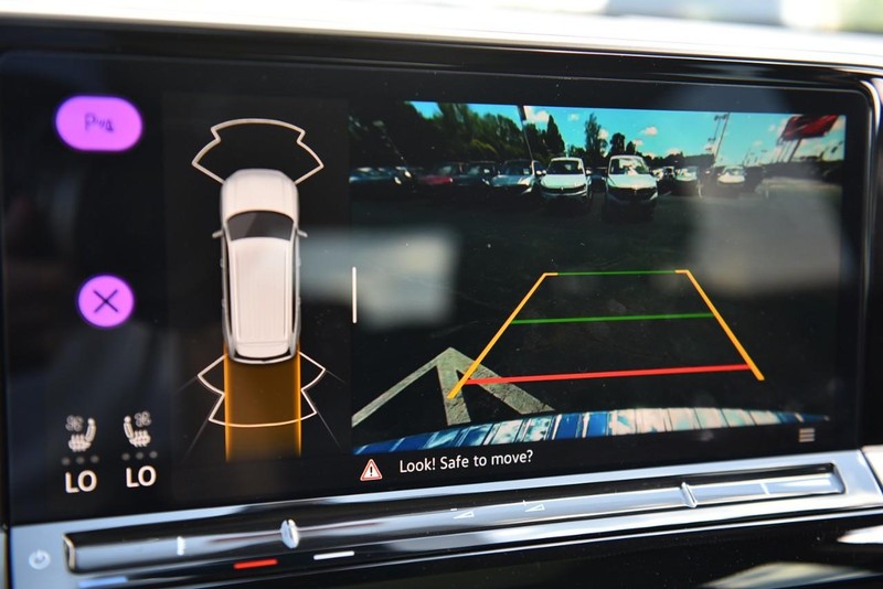 Volkswagen Atlas Vehicle Image 13