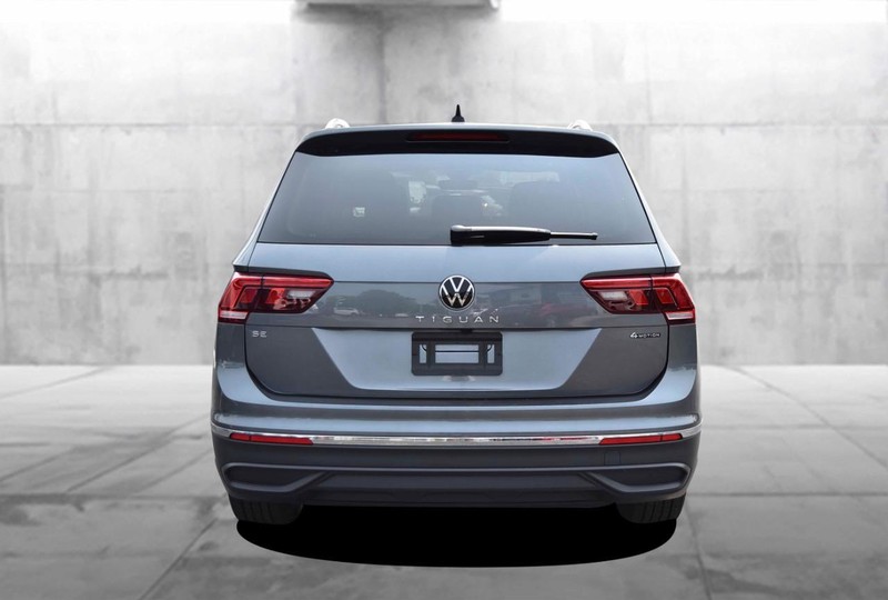 Volkswagen Tiguan Vehicle Image 06